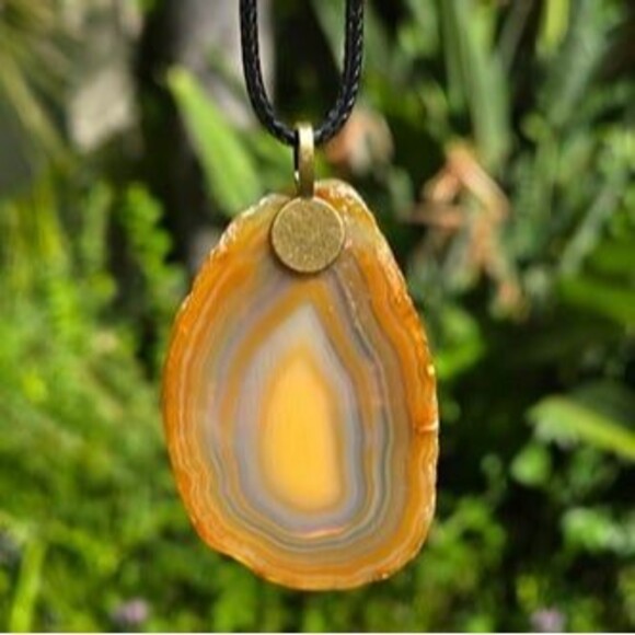 Natural Agate Celtic Knotwork Ankh Sodalite Bead Crystal Pendant - Picture 4 of 5